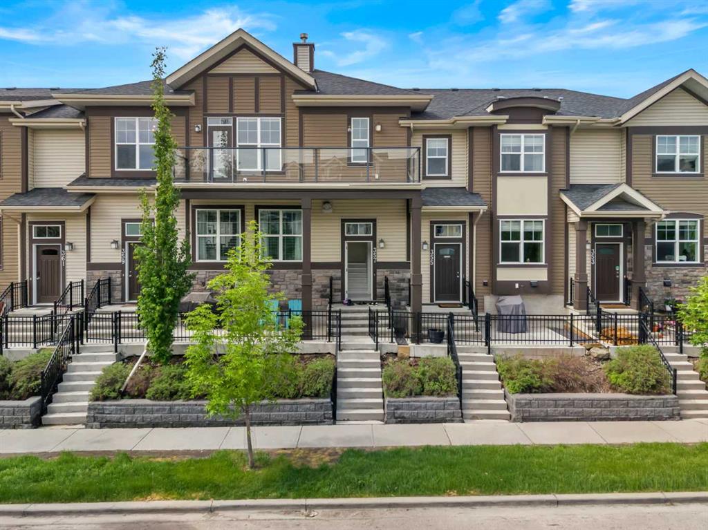 Second View of 357 Mckenzie Towne Gate SE, McKenzie Towne, Calgary, Alberta, T2Z 1C8