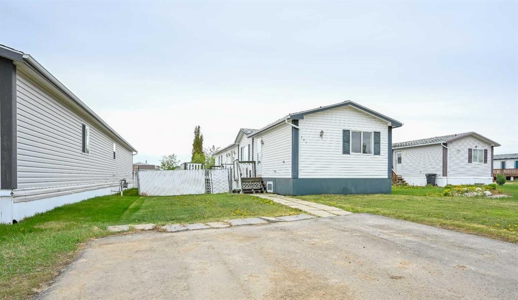 Third View of 167 Pickles Crossing , MH - Silver Pointe, Rural Grande Prairie No. 1, County of, Alberta, T8W 5W5
