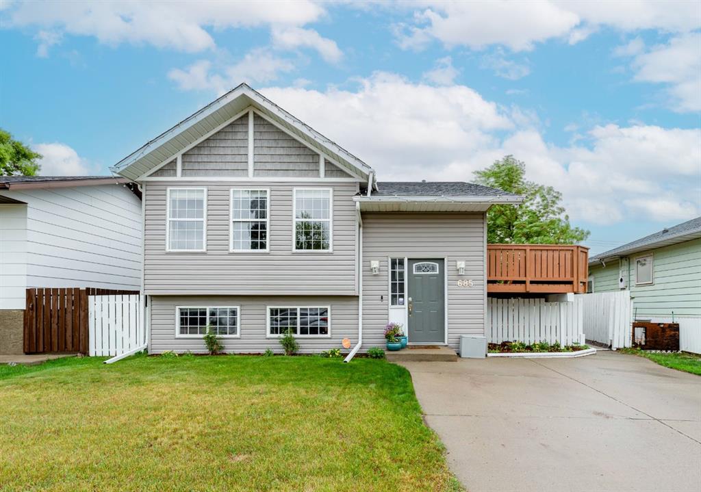MLS® listing #111526831 for sale located at 685 3 Avenue W