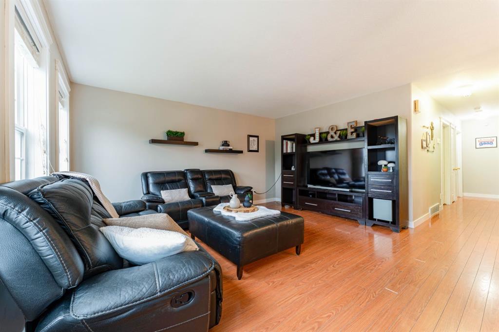 Fifth View of 685 3 Avenue W, Downtown Drumheller, Drumheller, Alberta, T0J 0Y2