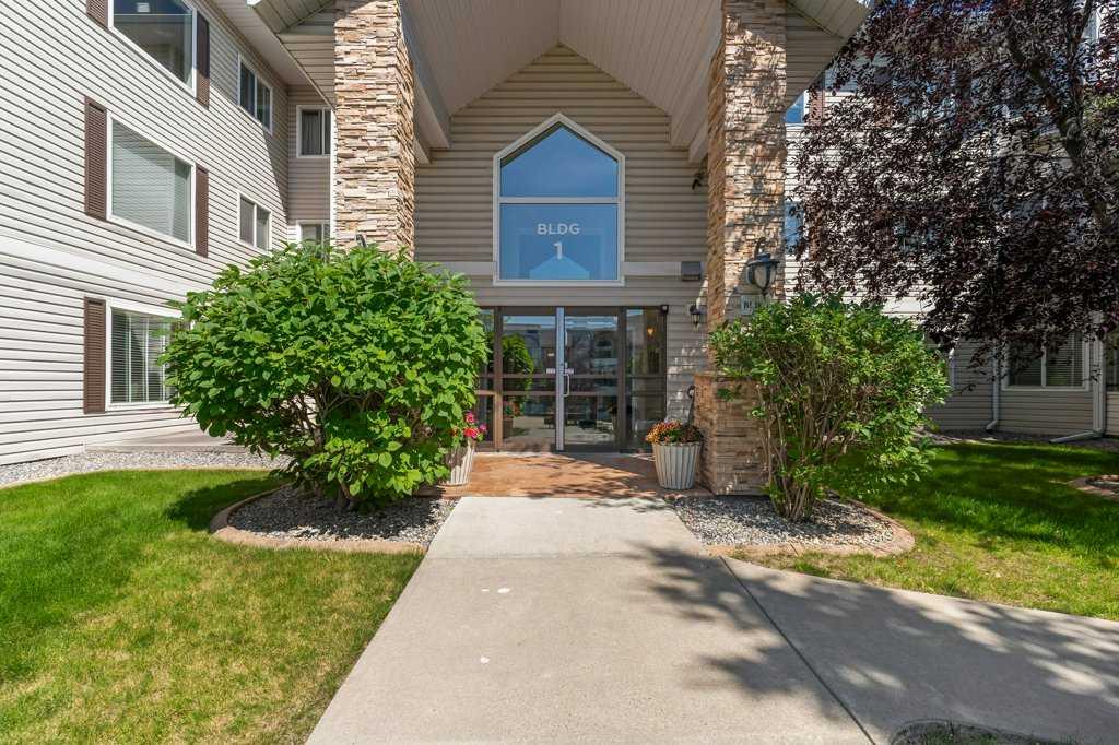 Third View of 1302, 7451 Springbank Boulevard SW, Springbank Hill, Calgary, Alberta, T3H 4K5