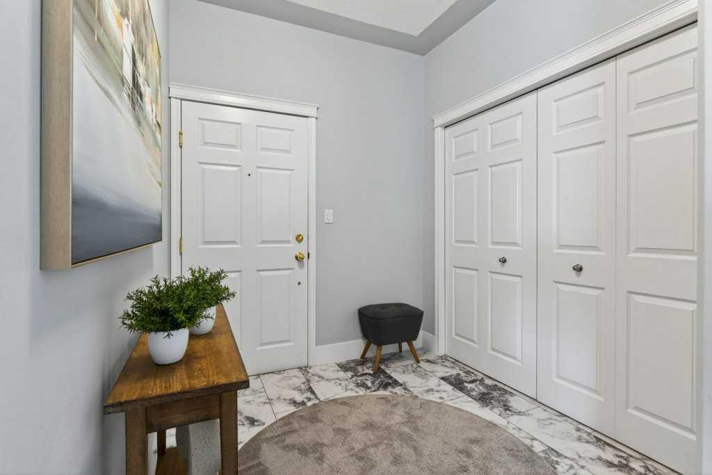 Fourth View of 1302, 7451 Springbank Boulevard SW, Springbank Hill, Calgary, Alberta, T3H 4K5