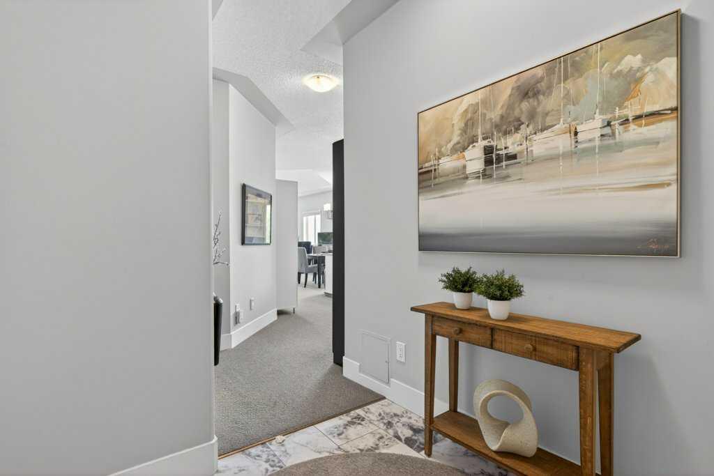 Fifth View of 1302, 7451 Springbank Boulevard SW, Springbank Hill, Calgary, Alberta, T3H 4K5