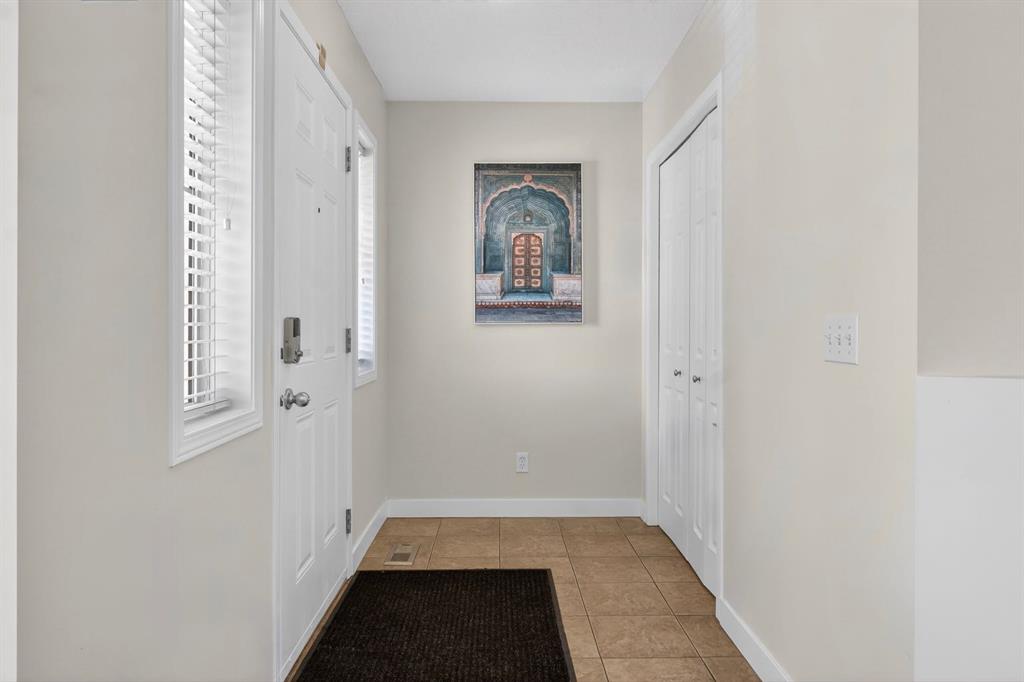 Third View of 28 Elgin View SE, McKenzie Towne, Calgary, Alberta, T2Z 4Z6