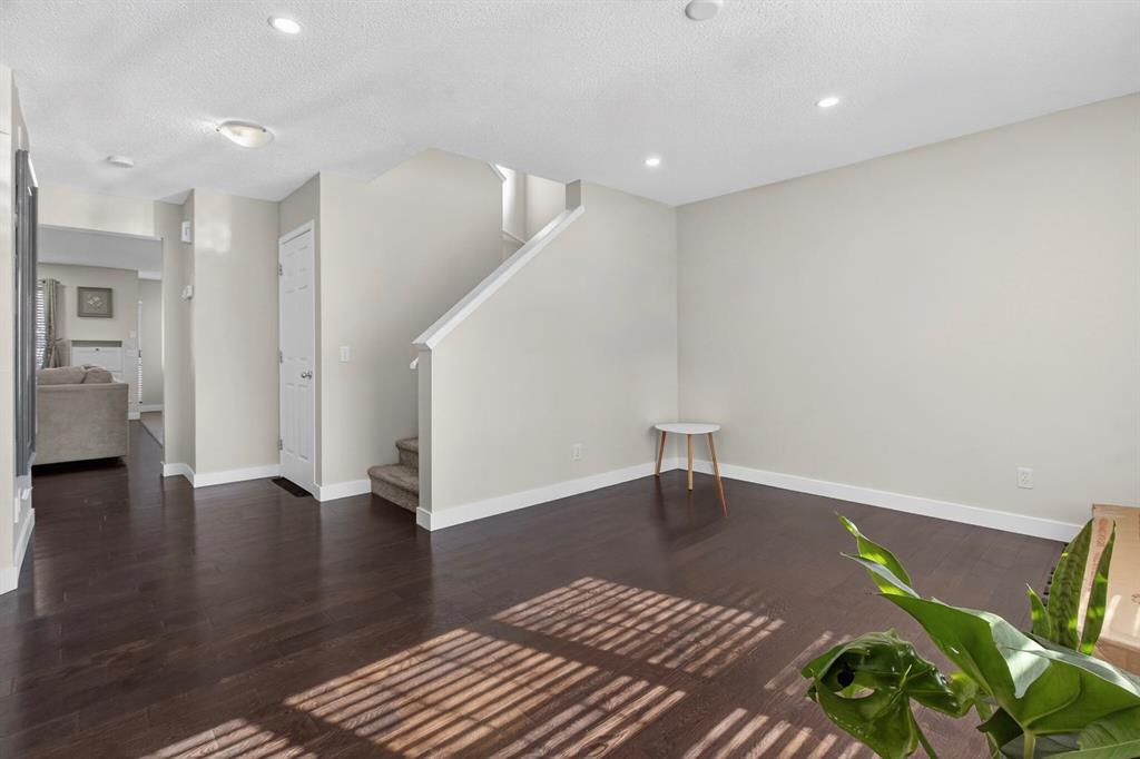 Fourth View of 28 Elgin View SE, McKenzie Towne, Calgary, Alberta, T2Z 4Z6