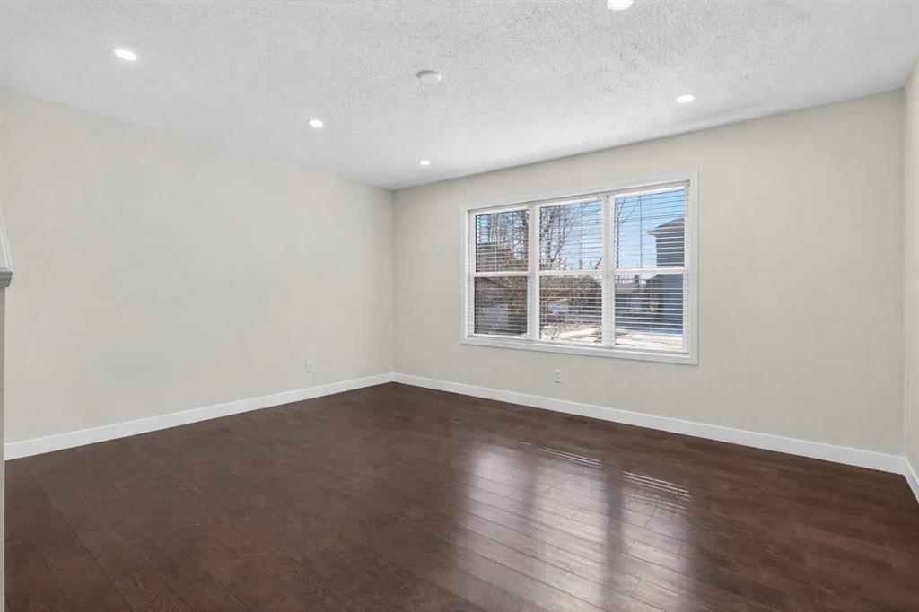 Fifth View of 28 Elgin View SE, McKenzie Towne, Calgary, Alberta, T2Z 4Z6