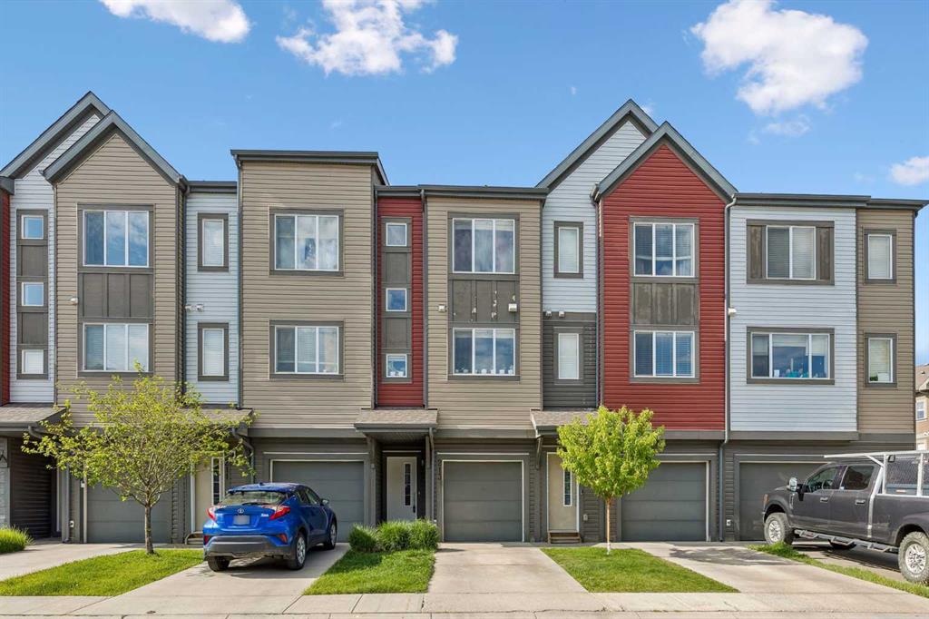 213 Copperpond Villas SE, A2315692, Alberta,