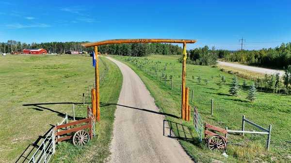 353022 Range Road 4-3  , A2315702, Alberta,