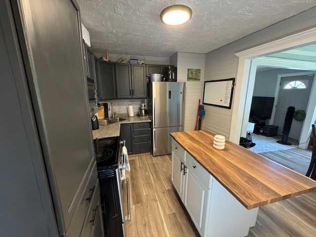 Fifth View of 208 1 Street W, NONE, Lashburn, Saskatchewan, S0M 1M0