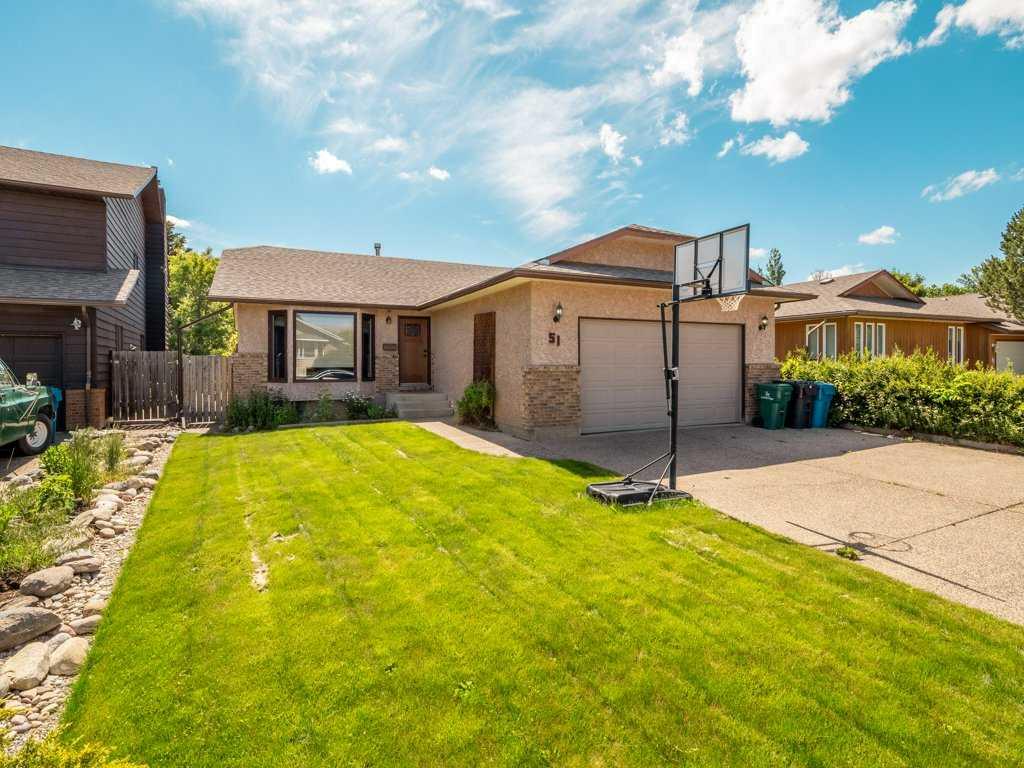 51 Wildwood Crescent W, A2315746, Alberta,