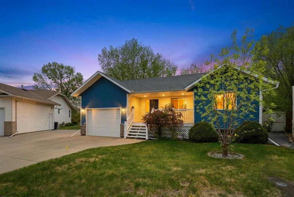 Second View of 18 Osmond Close , Oriole Park, Red Deer, Alberta, T4N 6Y1