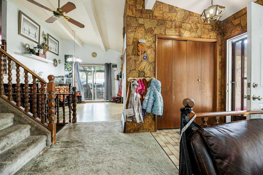 Fifth View of 20 Goard Close , Glendale Park Estates, Red Deer, Alberta, T4P 2M2