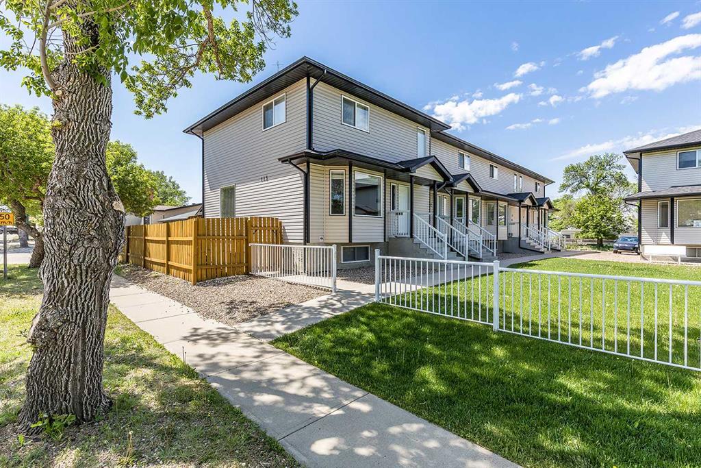 Second View of 1, 115 3 Street NE, NONE, Redcliff, Alberta, T0J 2P0