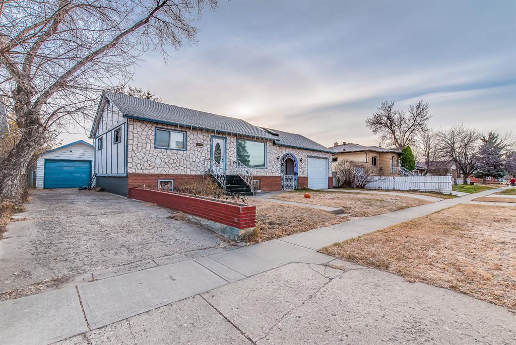 Second View of 219 4 Street SE, NONE, Redcliff, Alberta, T0J 2P0