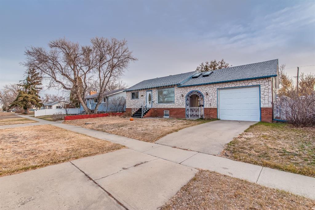Fourth View of 219 4 Street SE, NONE, Redcliff, Alberta, T0J 2P0