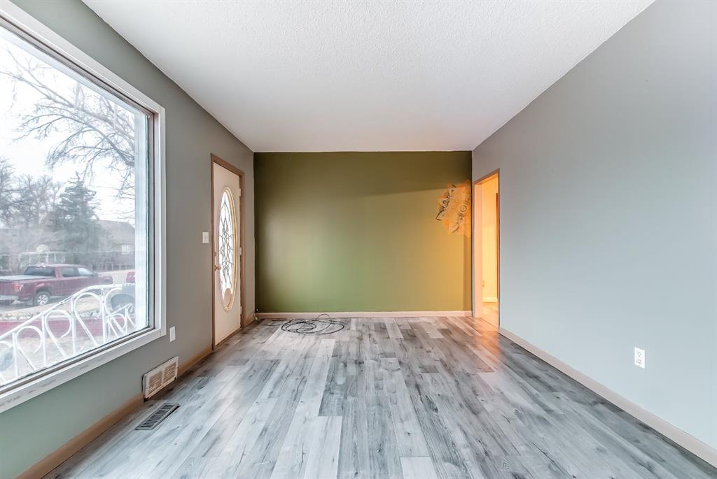 Fifth View of 219 4 Street SE, NONE, Redcliff, Alberta, T0J 2P0