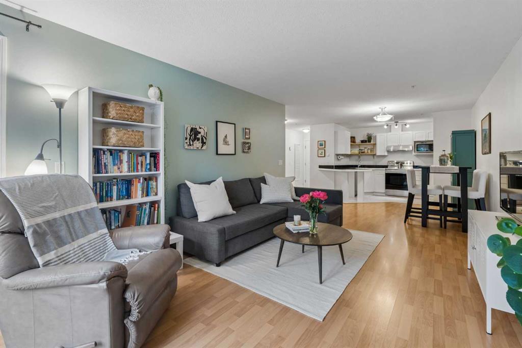 Third View of 310, 1631 28 Avenue SW, South Calgary, Calgary, Alberta, T2T 1J5