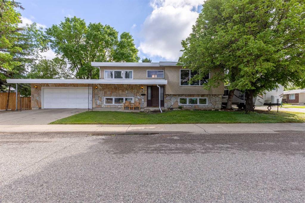 5 Larkspur Road N, A2316115, Alberta,