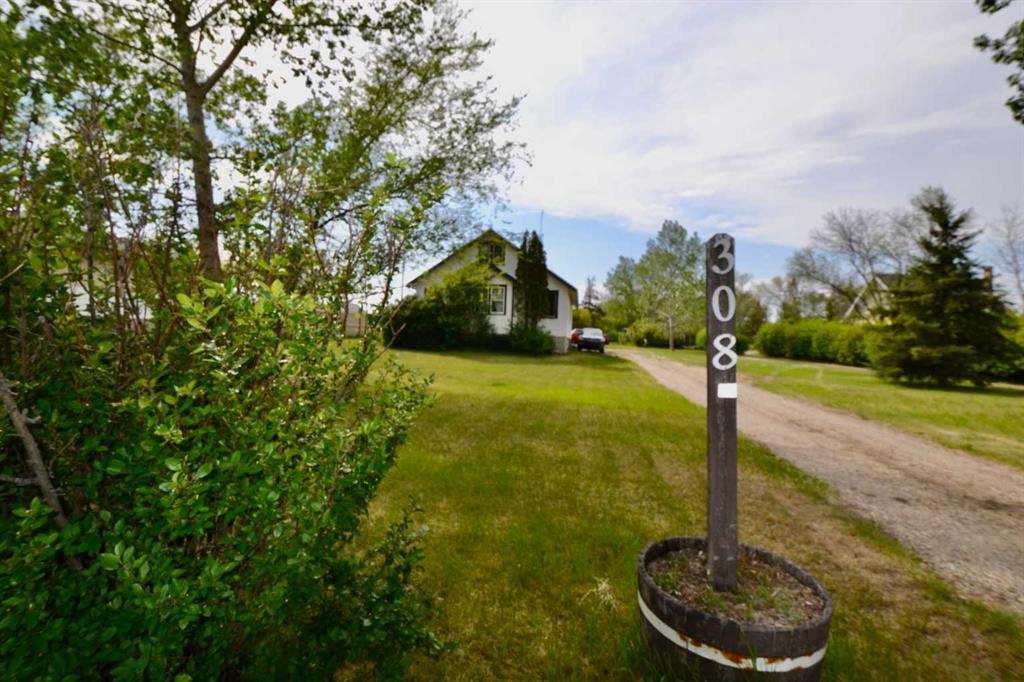 308 Walsh Avenue , A2316124, Alberta,