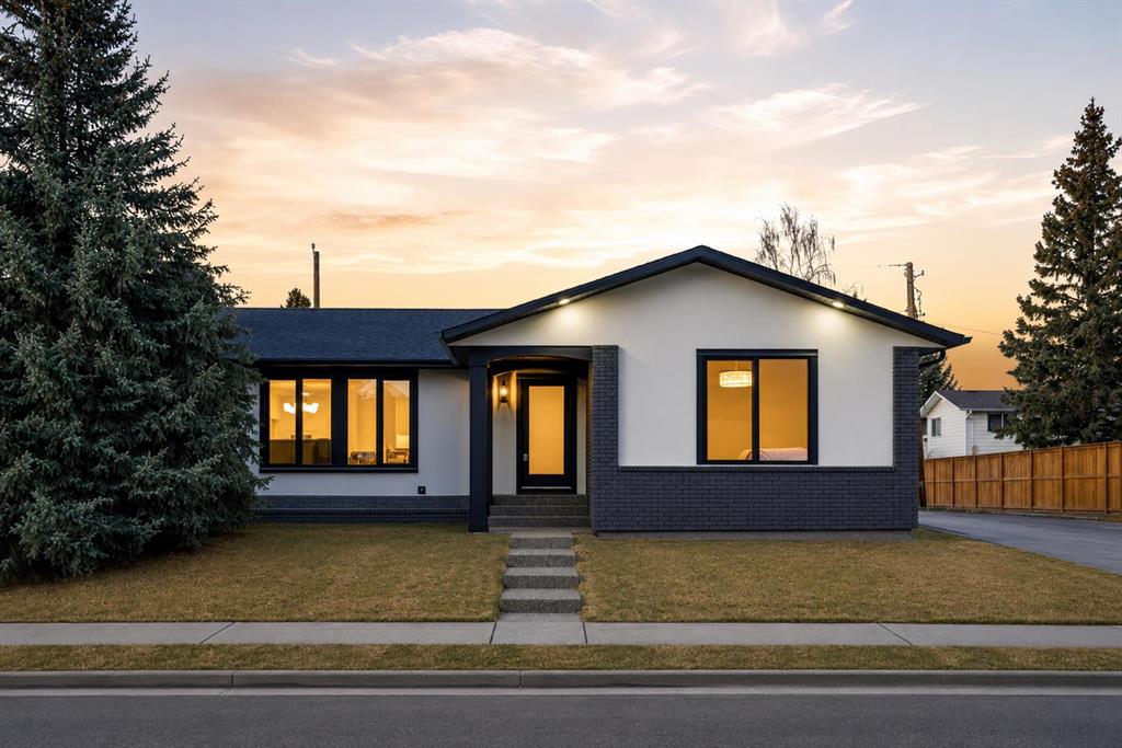 MLS® listing #111583795 for sale located at 4904 Valiant Drive NW