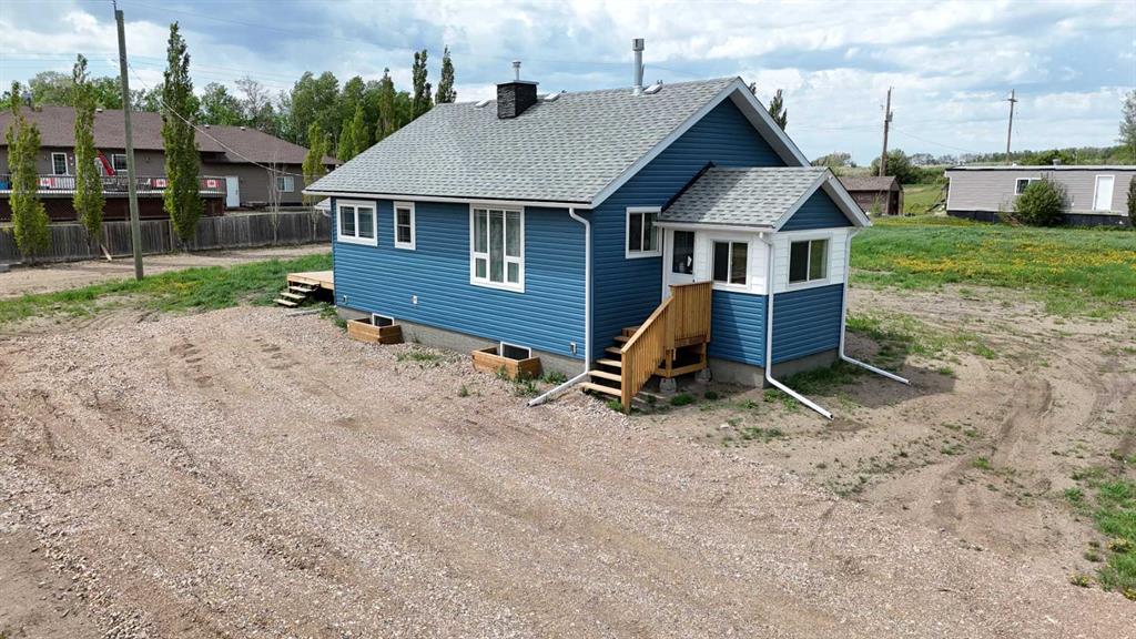 Second View of 203 3 Street , McLaughlin, McLaughlin, Alberta, T0B2Y0