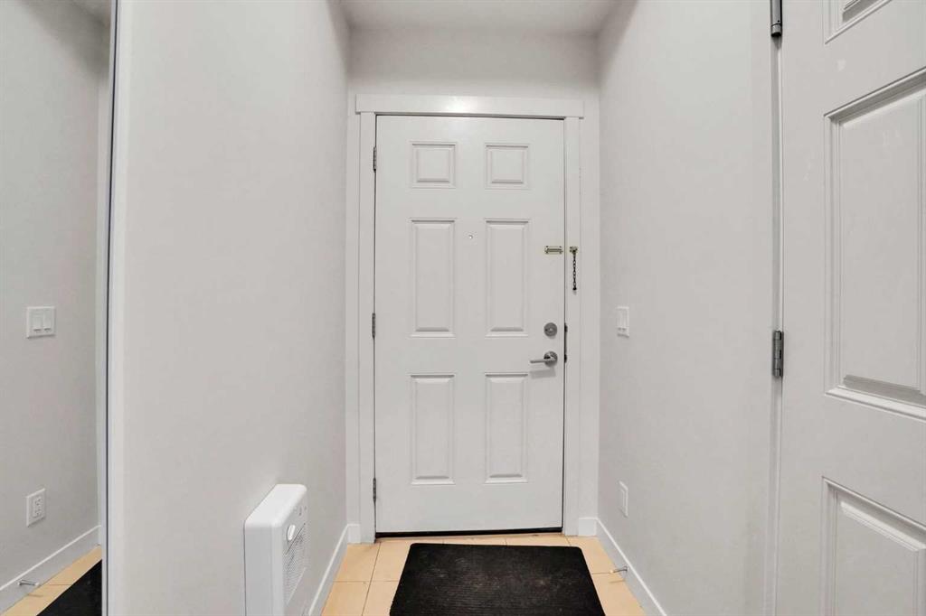 Fifth View of 986 Sherwood Boulevard NW, Sherwood, Calgary, Alberta, T3R 0V3