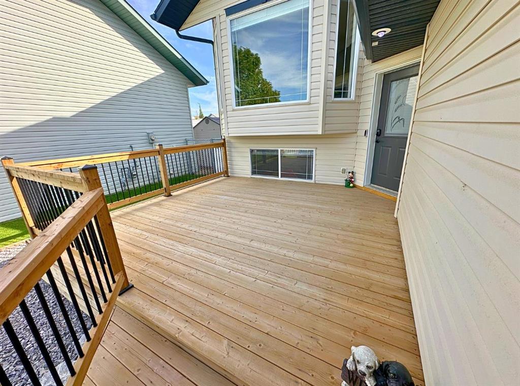 Third View of 24 Elreg Street , Park Place, Penhold, Alberta, T0M 1R0