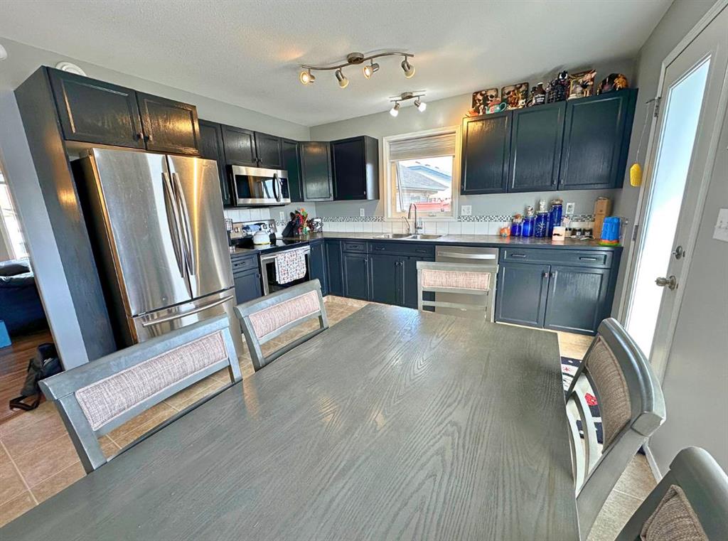 Fifth View of 24 Elreg Street , Park Place, Penhold, Alberta, T0M 1R0