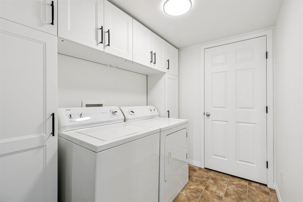 Fifth View of 321 Windstone Gardens SW, Windsong, Airdrie, Alberta, T4B 3R5