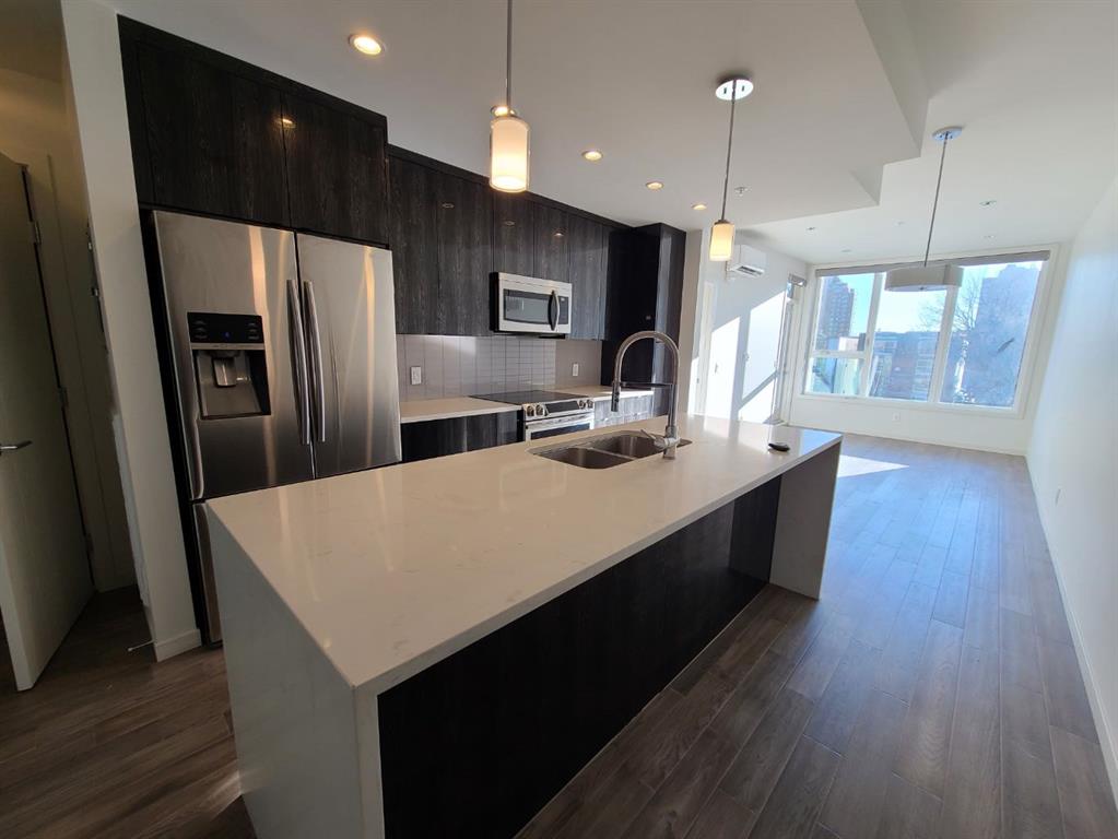 Third View of 306, 317 22 Avenue SW, Mission, Calgary, Alberta, T2S 3H6