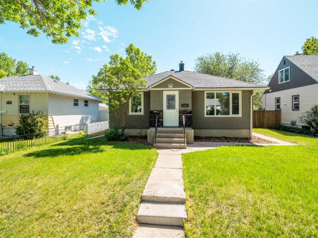 1025 12 Street S, A2316369, Alberta,