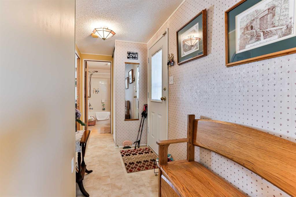 Fourth View of 107, 2300 13 Street N, Bridge Villa Estates, Lethbridge, Alberta, T1H 4E8