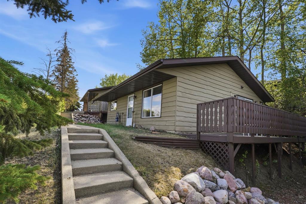 Fourth View of 1013, 25054 South Pine Lake Road , Whispering Pines, Rural Red Deer County, Alberta, T0M 1S0