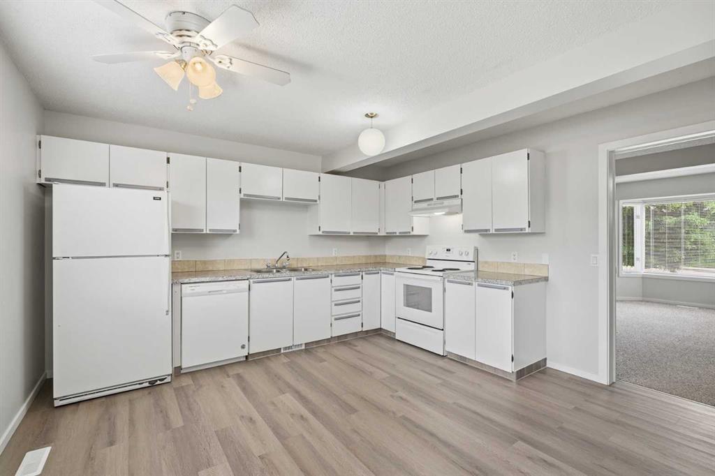 Third View of 20 Ellenwood Drive , Eastview Estates, Red Deer, Alberta, T4R2E3
