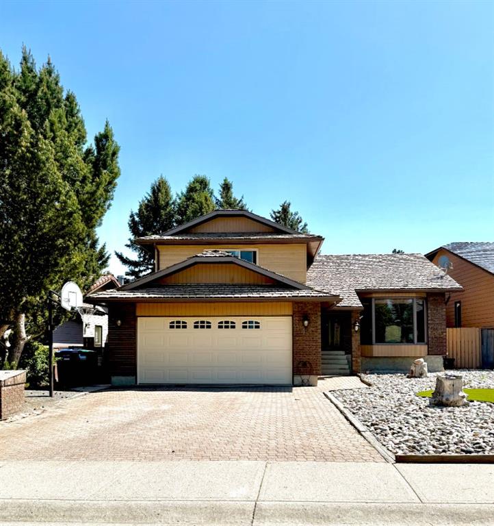 42 Ridgewood Boulevard W, A2316412, Alberta,