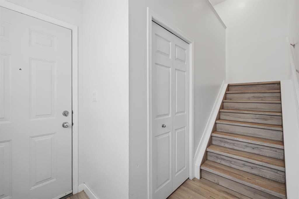 Fourth View of 1103, 5220 50A Avenue , Downtown, Sylvan Lake, Alberta, T4S 1E5