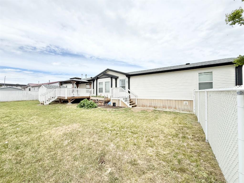 56 Meadowplace Crescent E, A2316445, Alberta,