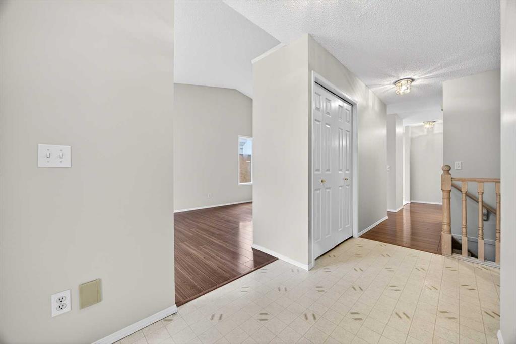 Fifth View of 24 Edenwold Green NW, Edgemont, Calgary, Alberta, T3A 5B8