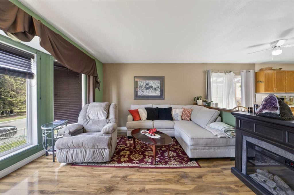 Fifth View of 621 5 Avenue SW, NONE, Sundre, Alberta, T0M 0X0