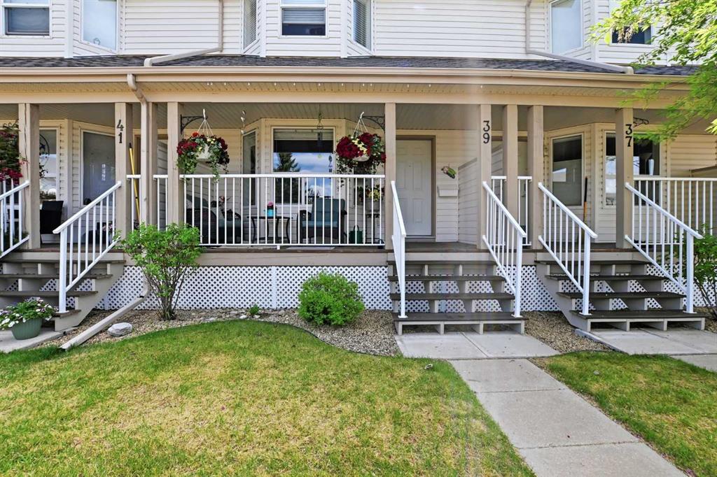Fifth View of 39, 33 Donlevy Avenue , Davenport, Red Deer, Alberta, T4R 3B6