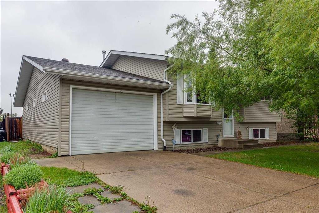38 Heritage Drive , A2316528, Alberta,