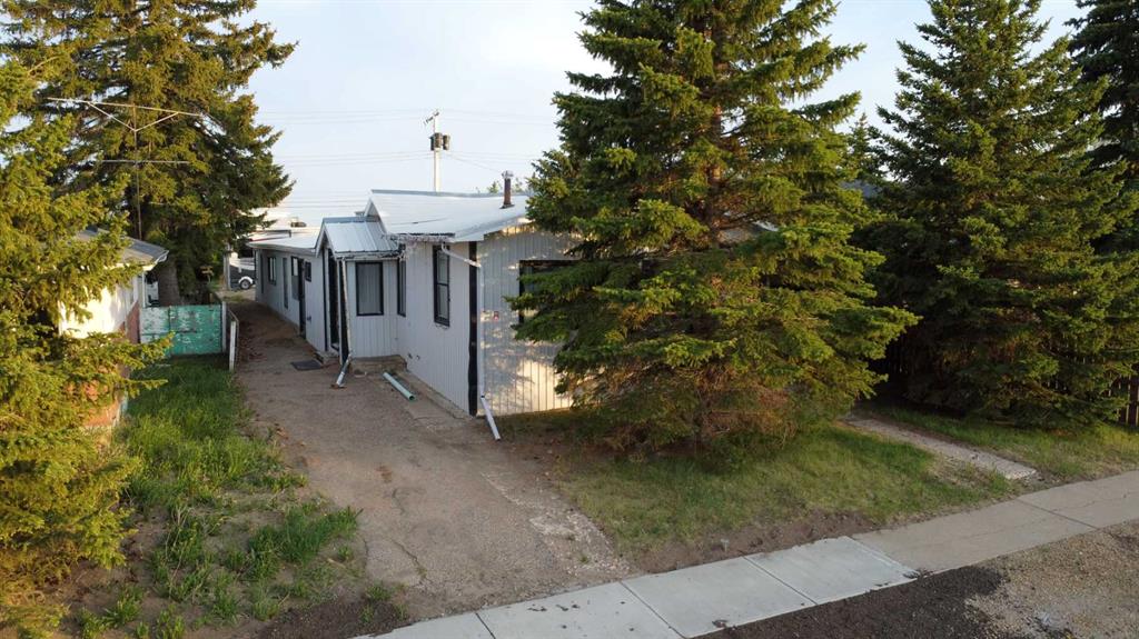 305 2 Avenue E, A2316549, Alberta,