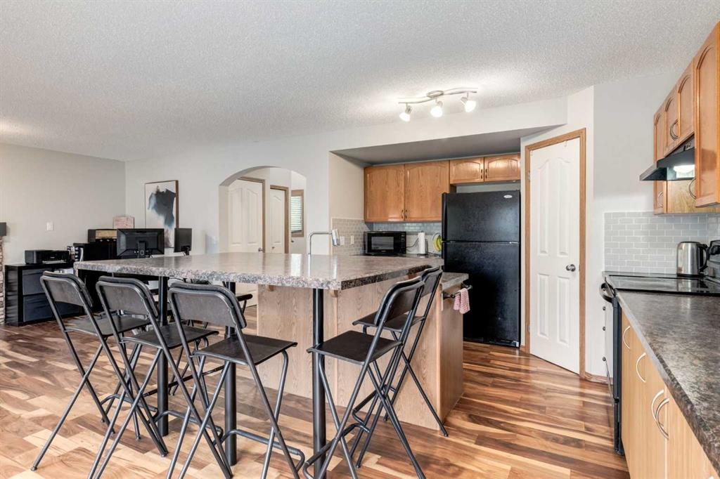 Fifth View of 427 Tuscany Ridge Heights NW, Tuscany, Calgary, Alberta, T3L 3B6