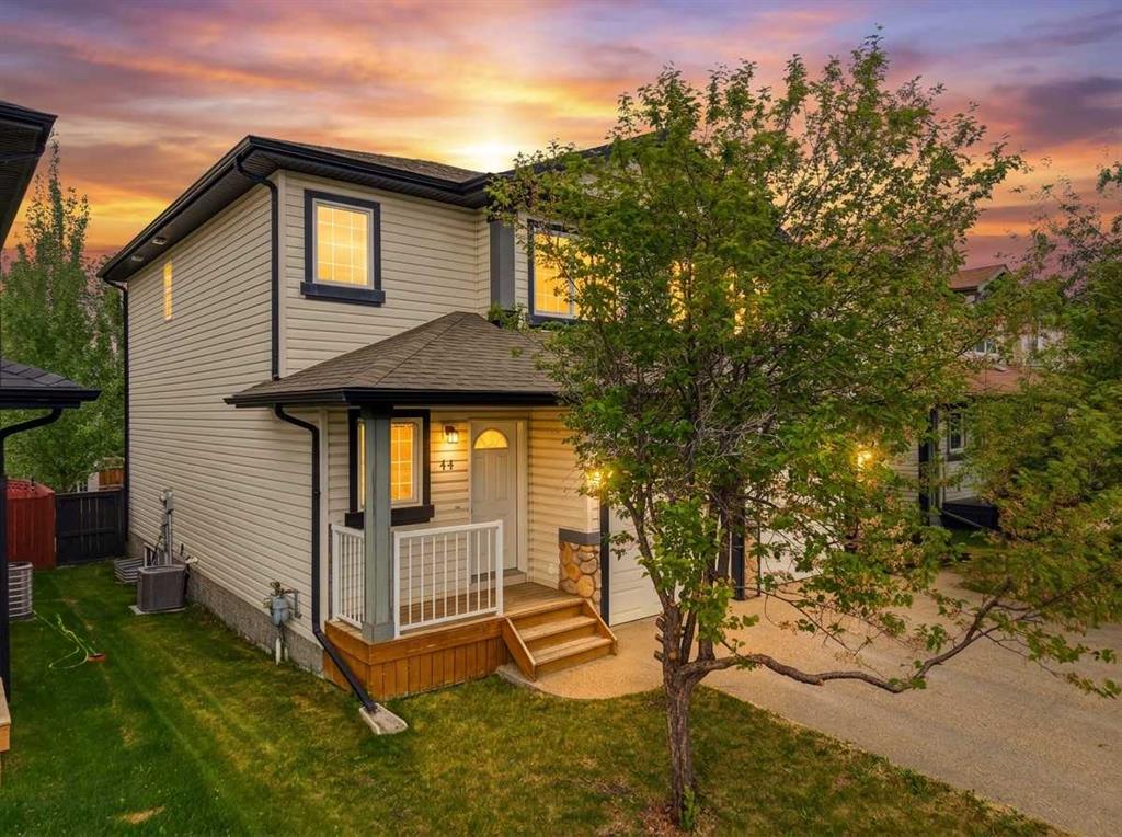 44 Arthur Close , A2316559, Alberta,