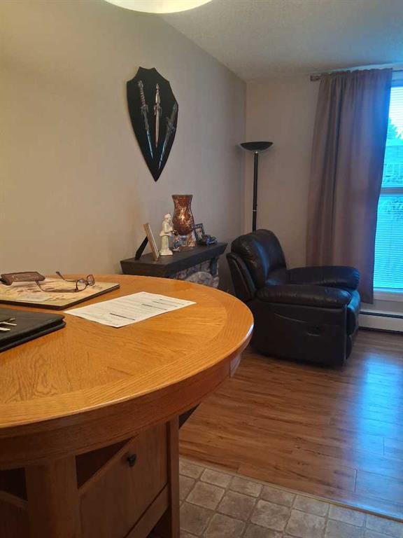 M 202, 2004 13 Avenue N, A2316578, Alberta,