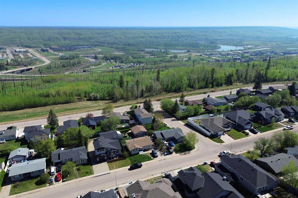 Fifth View of 148 Beaconwood Place , Beacon Hill, Fort McMurray, Alberta, T9H 2T1