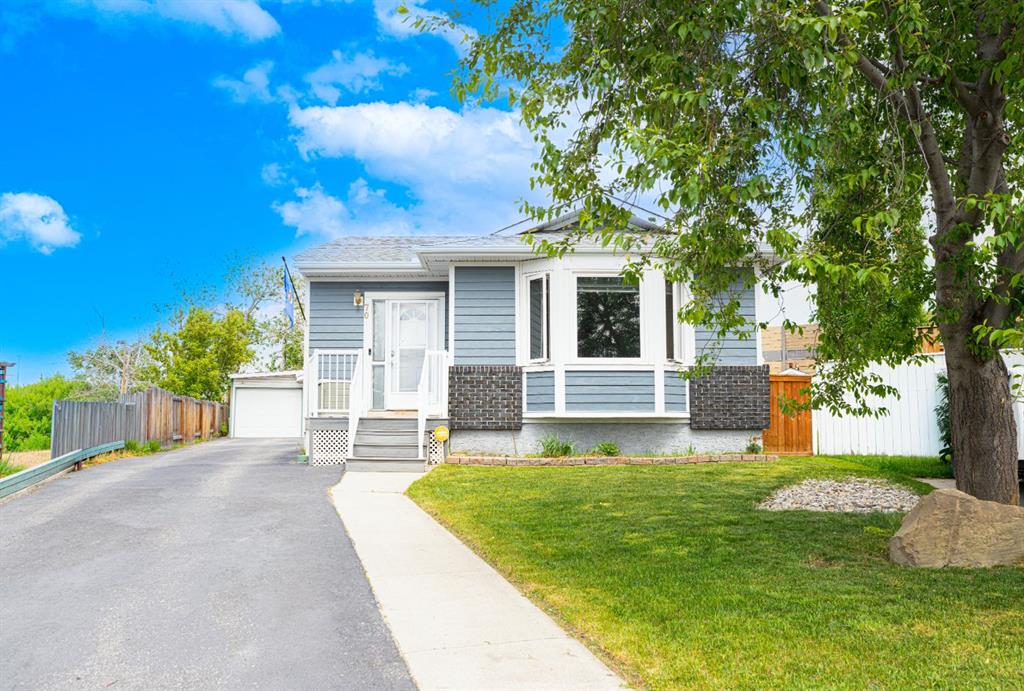70 Elizabeth Way SE, A2316637, Alberta,