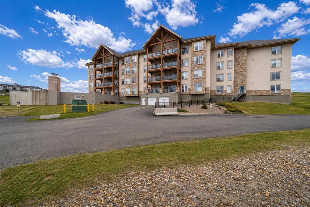 Third View of 327, 201 River Ridge Drive NW, Riverside, Medicine Hat, Alberta, T1A8V5