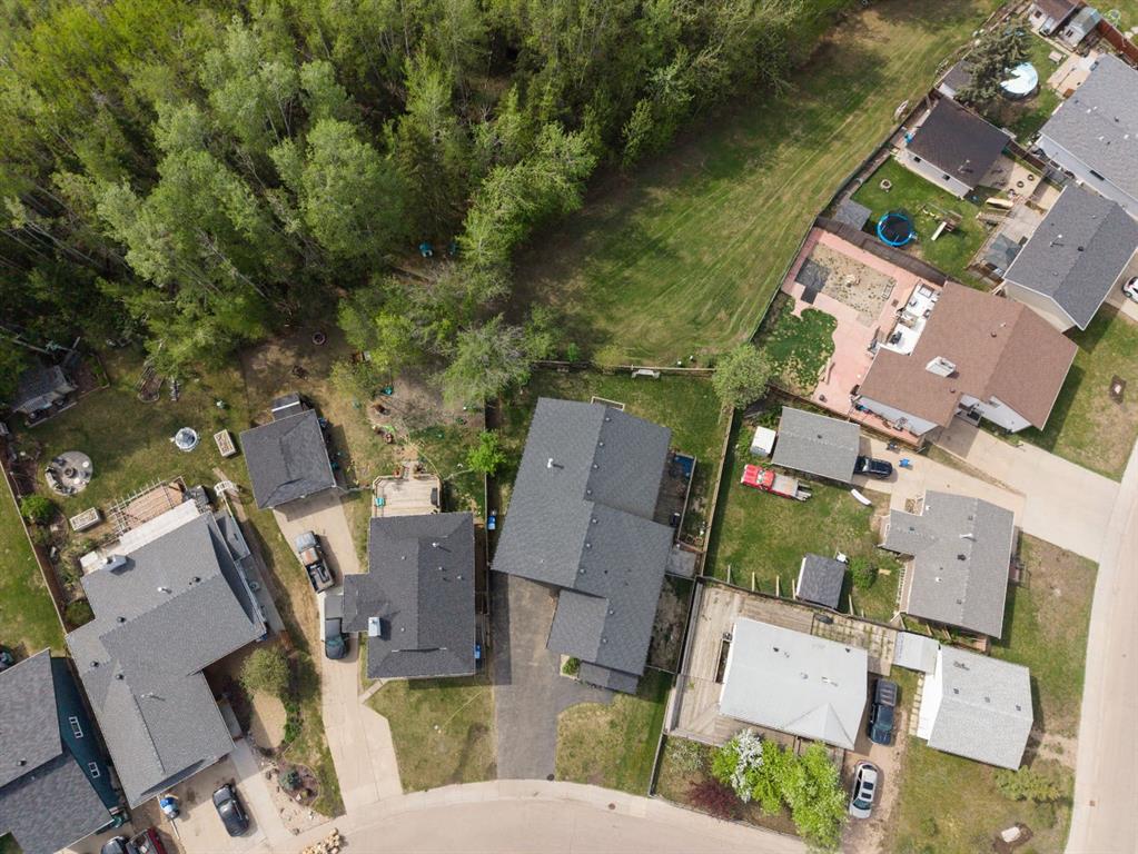 Third View of 336 Ermine Crescent , Thickwood, Fort McMurray, Alberta, T9H 4M6