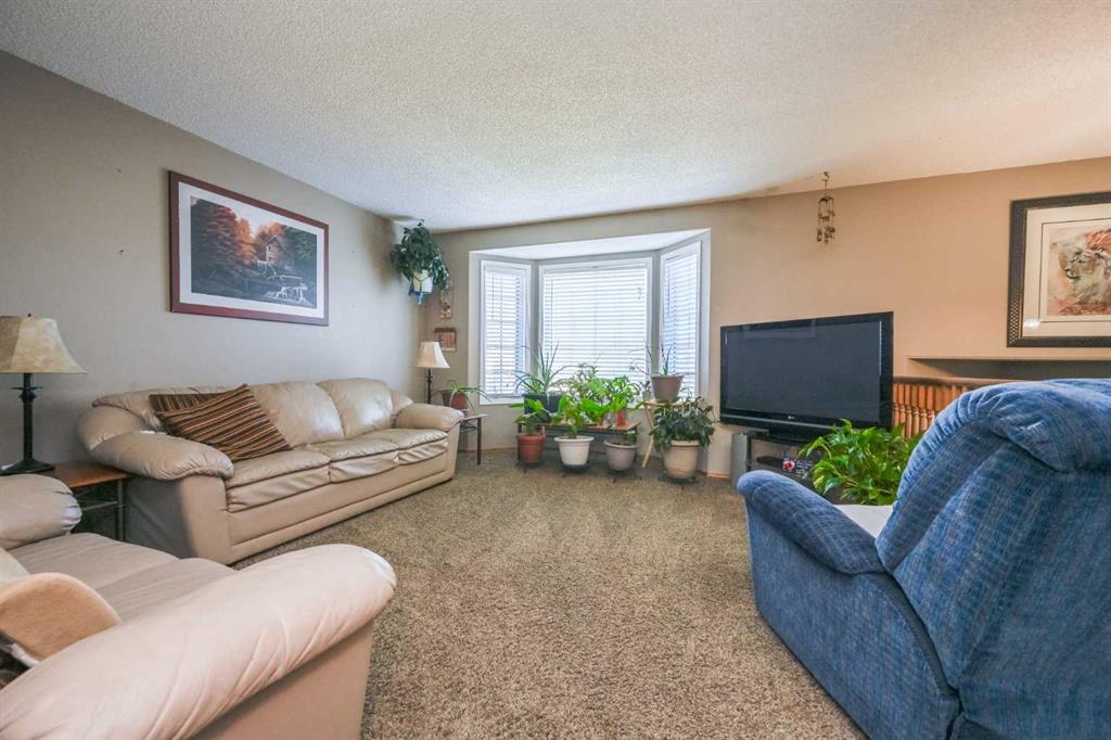 Third View of 12017 95B Street , Crystal Ridge, Grande Prairie, Alberta, T8V 6X7